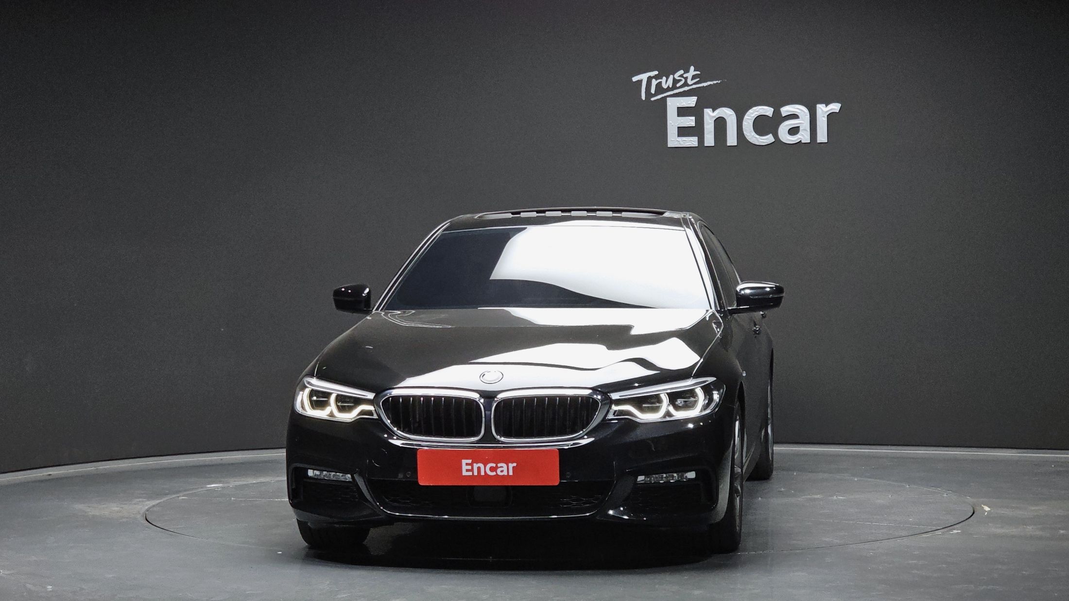 BMW 5-SERIES G30 2017