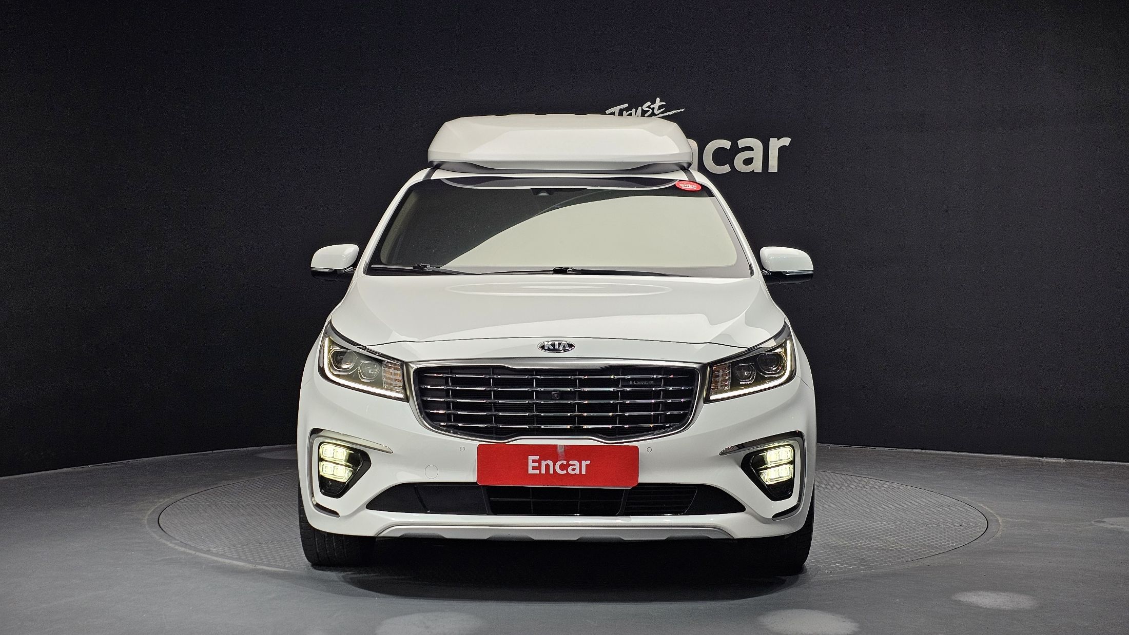KIA CARNIVAL 2018
