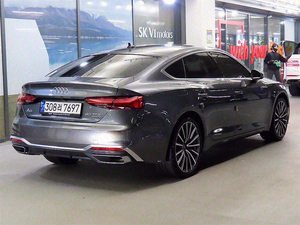 AUDI A5 F5 2023