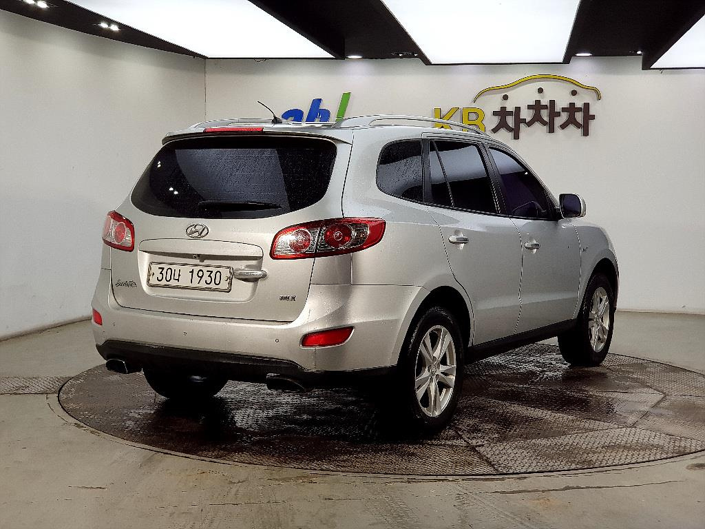 HYUNDAI SANTAFE CM 2009