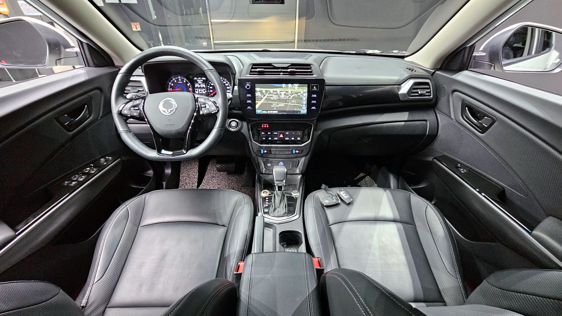 SSANGYONG TIVOLI 2024
