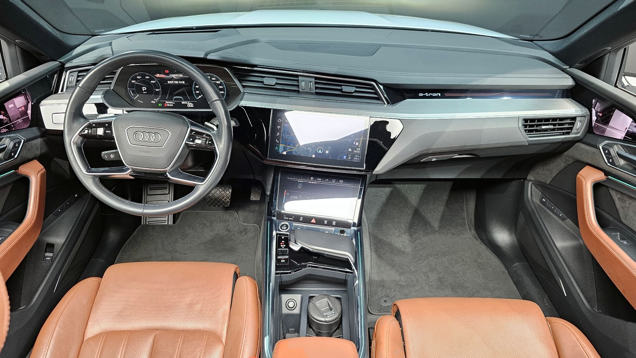 AUDI E-TRON 2021