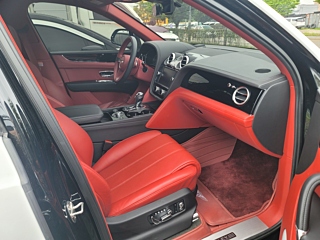BENTLEY BENTAYGA 2020