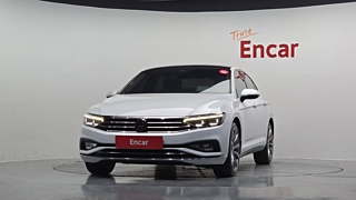 VOLKSWAGEN PASSAT GT B8 2022