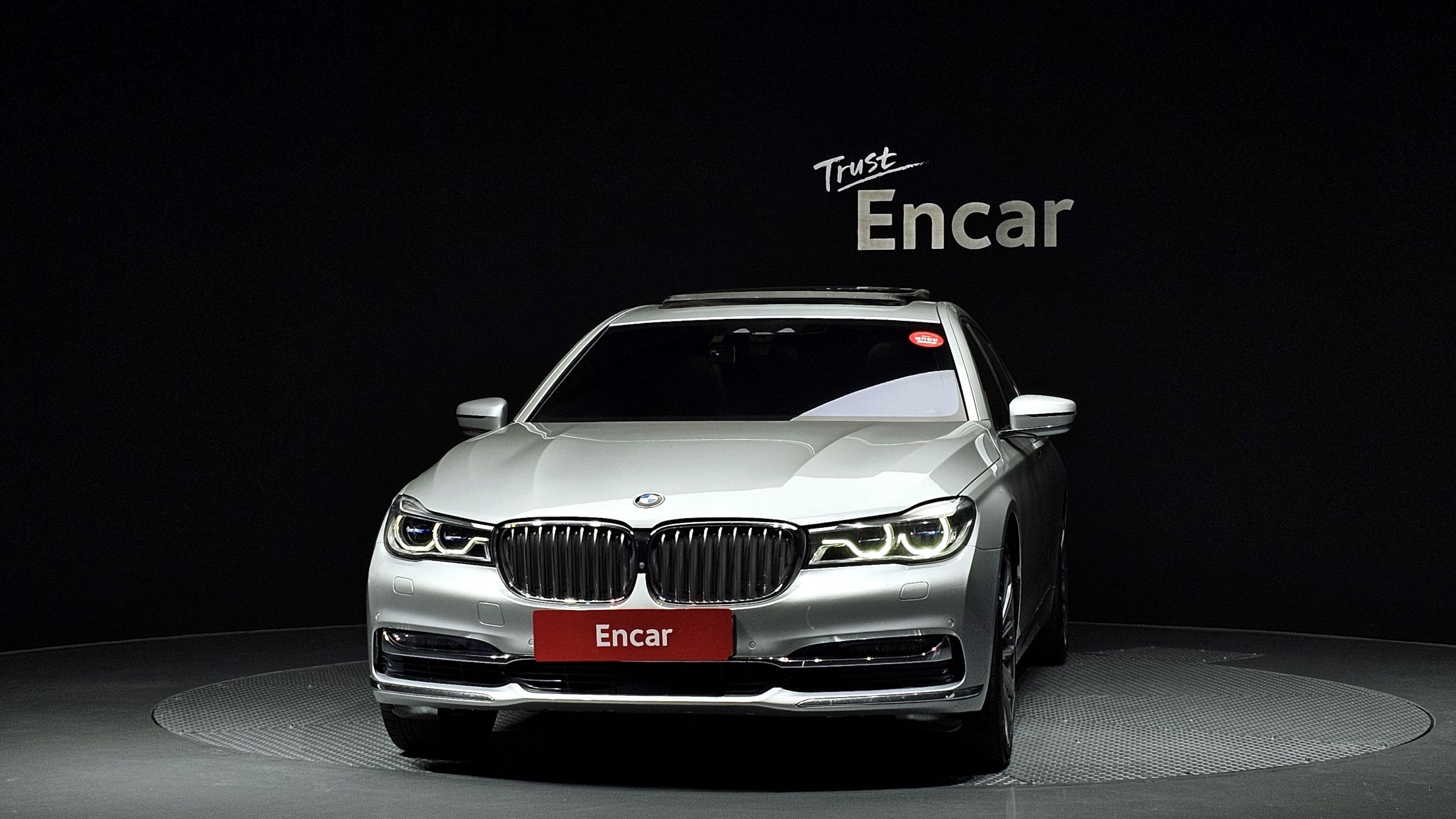 BMW 7-SERIES G11 2016