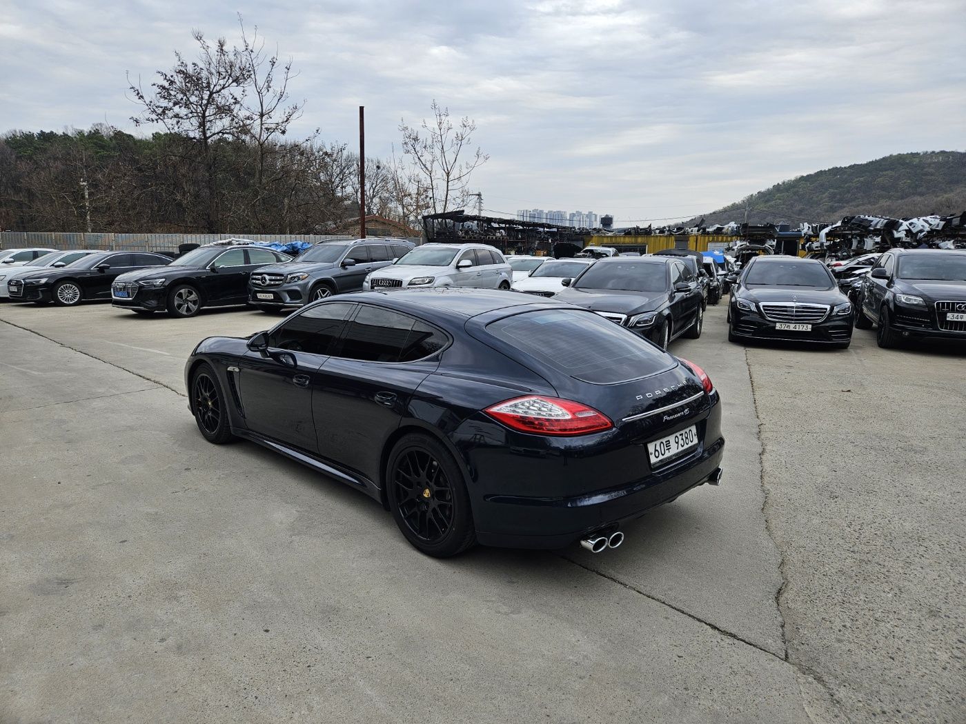 PORSCHE PANAMERA
