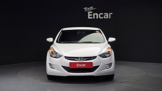 HYUNDAI AVANTE MD 2013