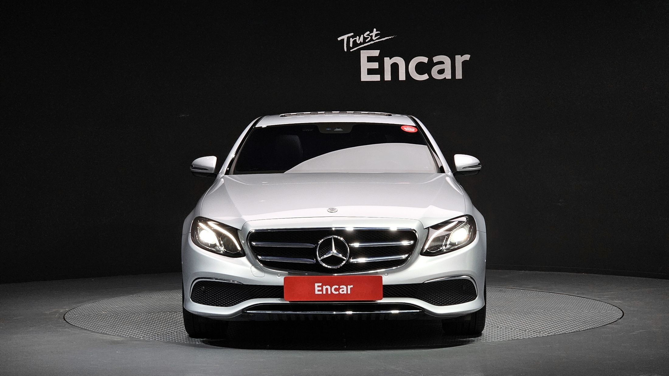 MERCEDES BENZ E-CLASS W213 2020