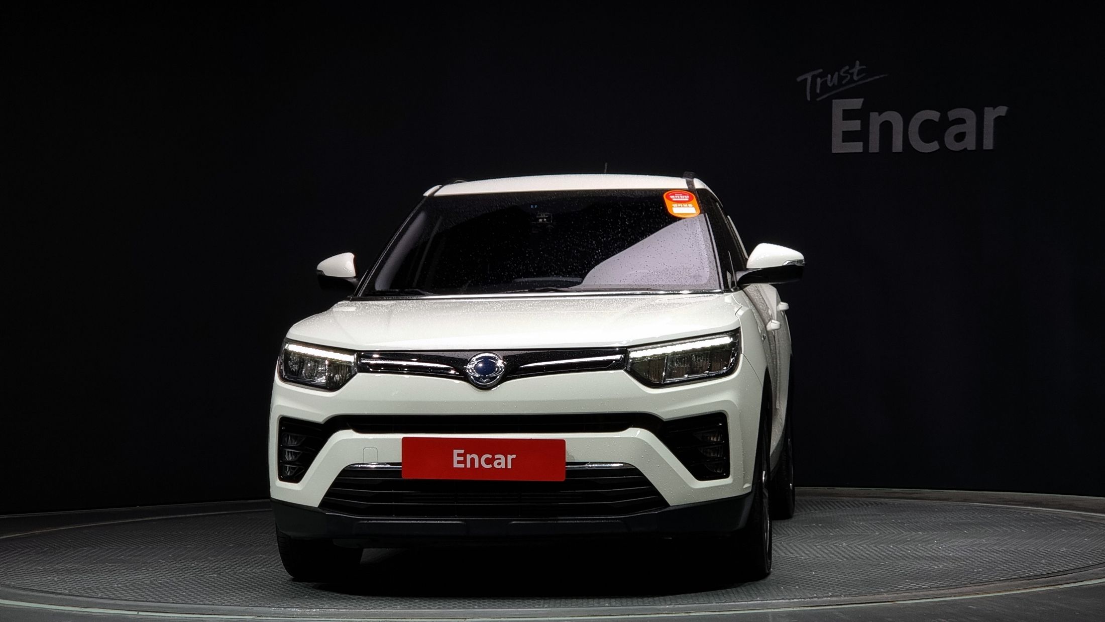 SSANGYONG TIVOLI VERY NEW 2020