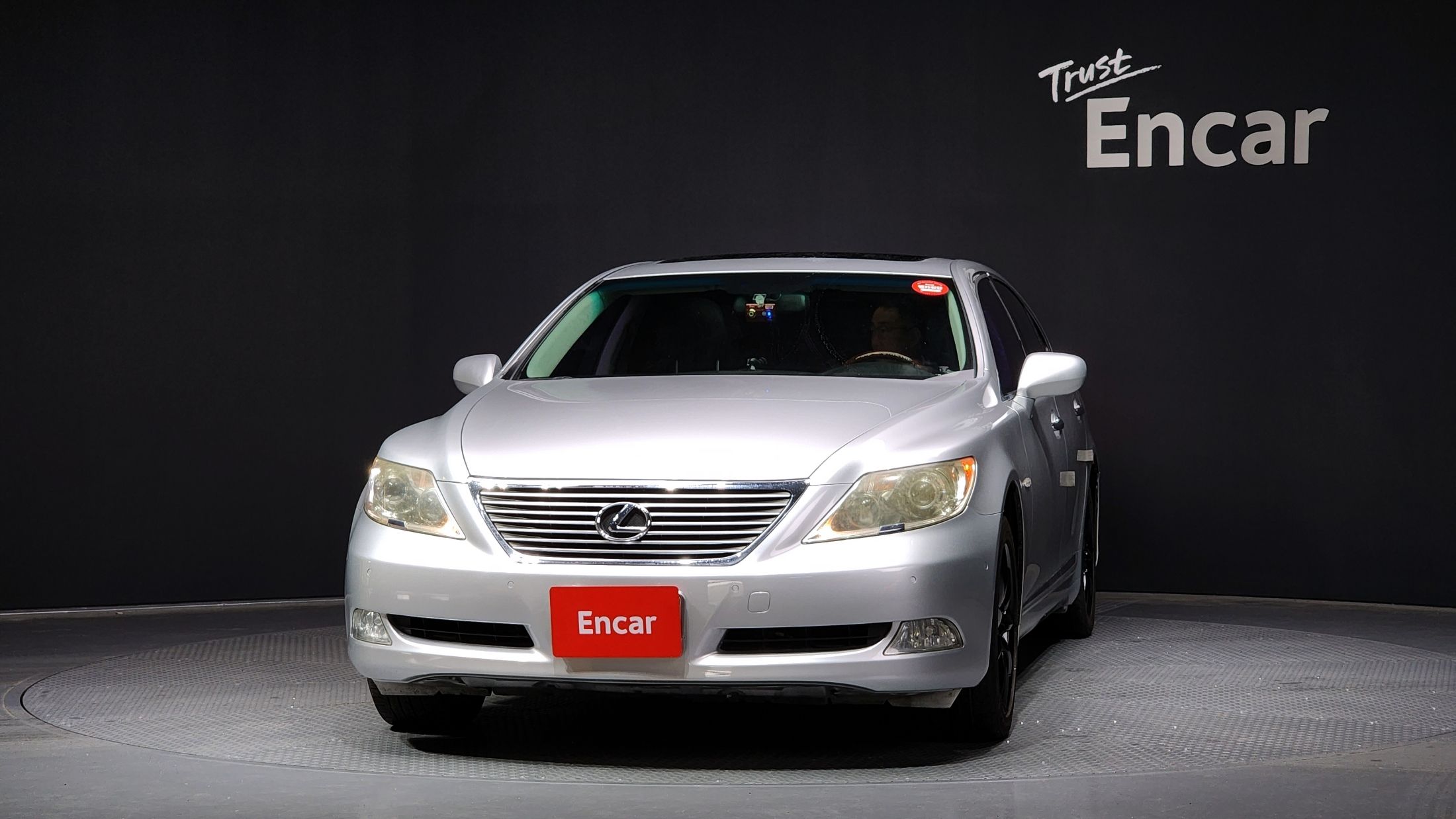 LEXUS LS460 2009