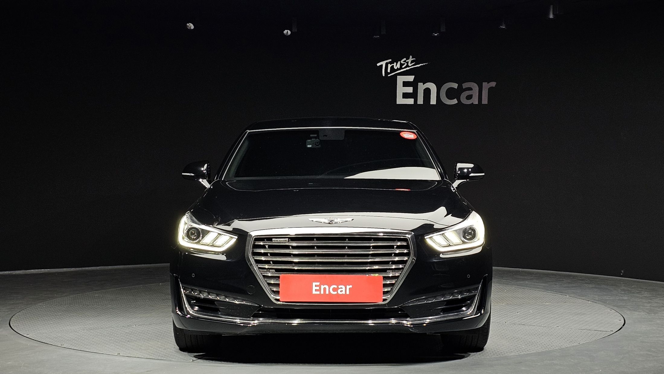 GENESIS EQ900 2016