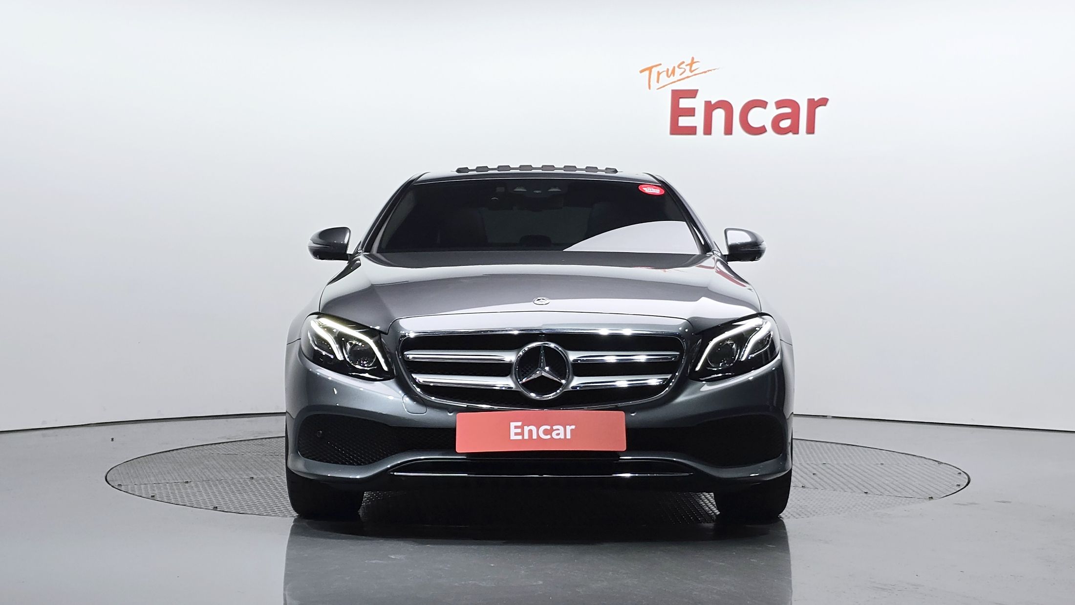 MERCEDES BENZ E-CLASS W213 2018