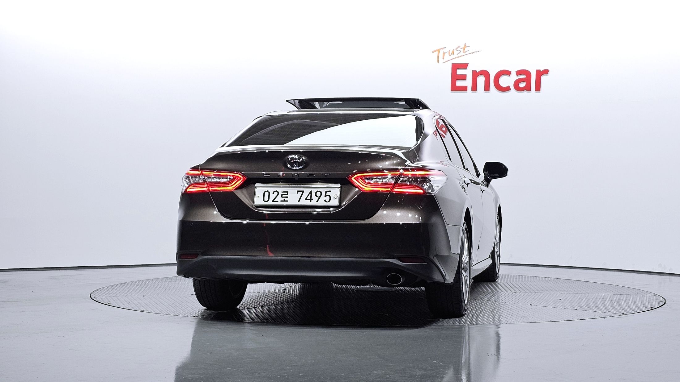 TOYOTA CAMRY XV70 2018