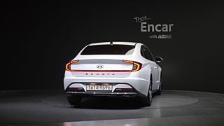 HYUNDAI SONATA DN8 2022
