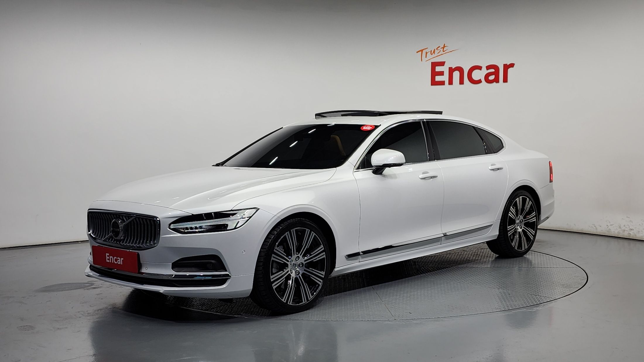 VOLVO S90
