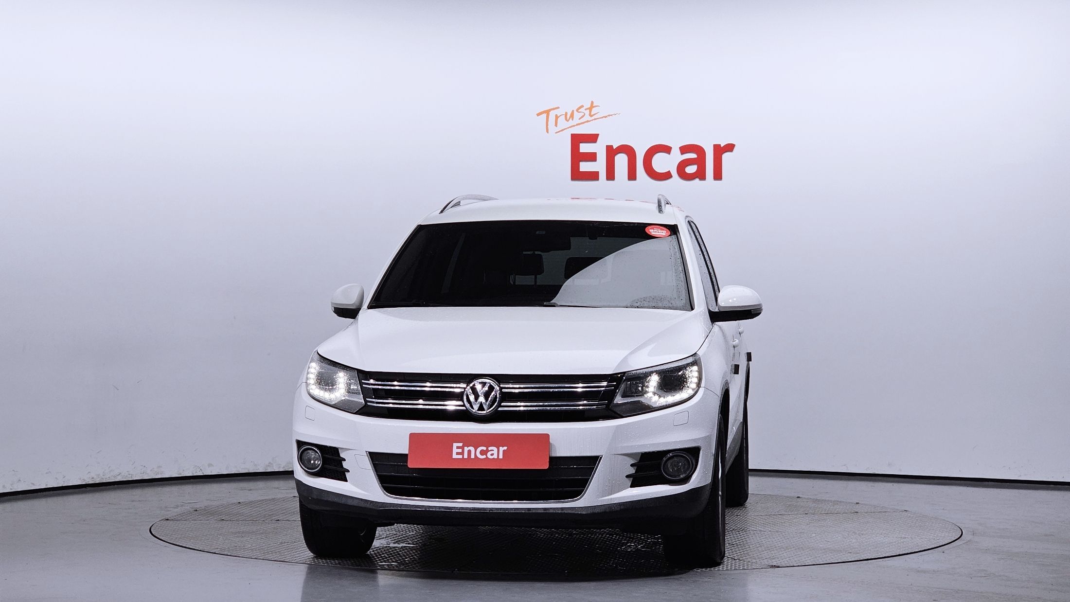 VOLKSWAGEN TIGUAN 2012