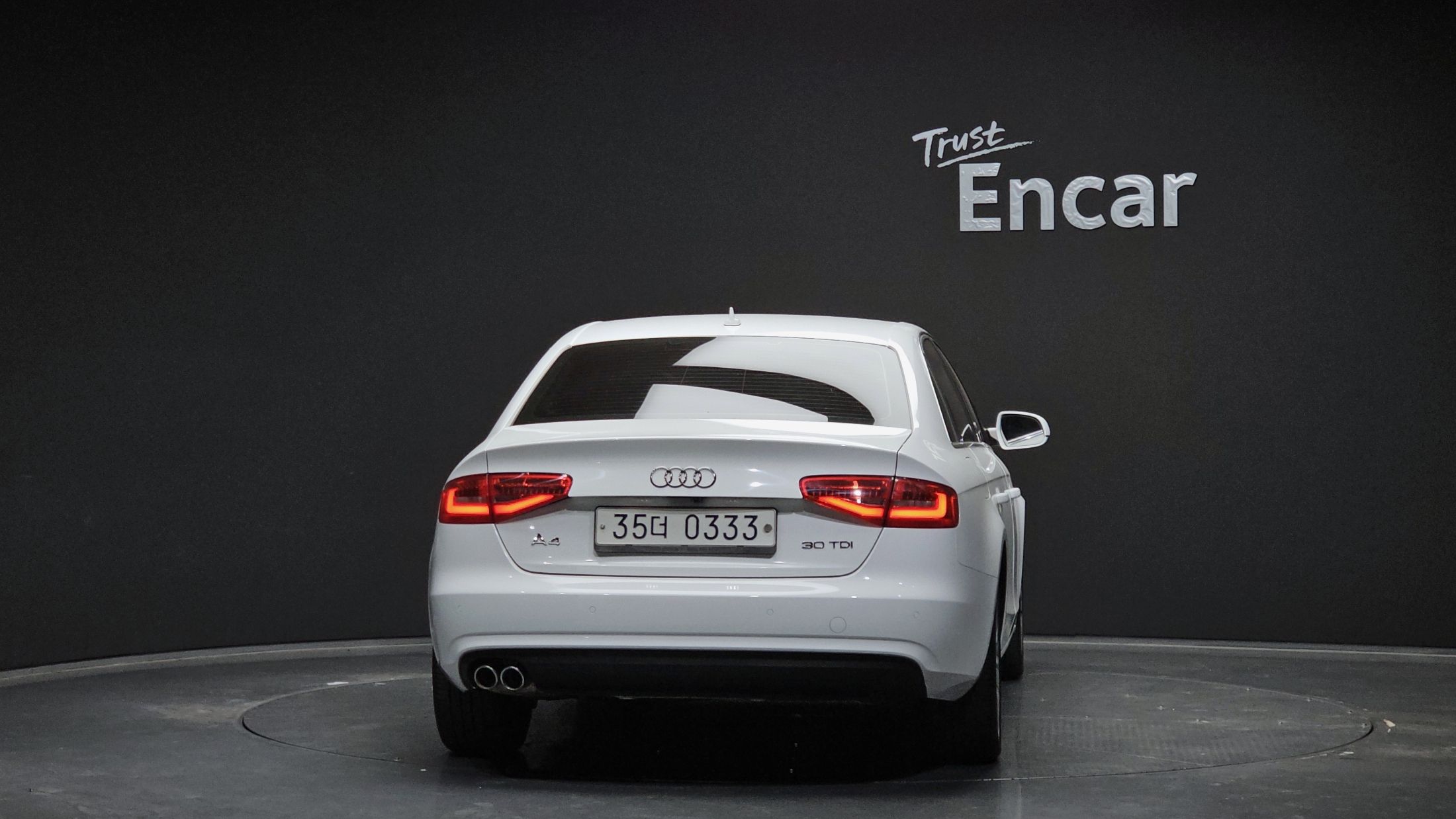 AUDI A4 2015
