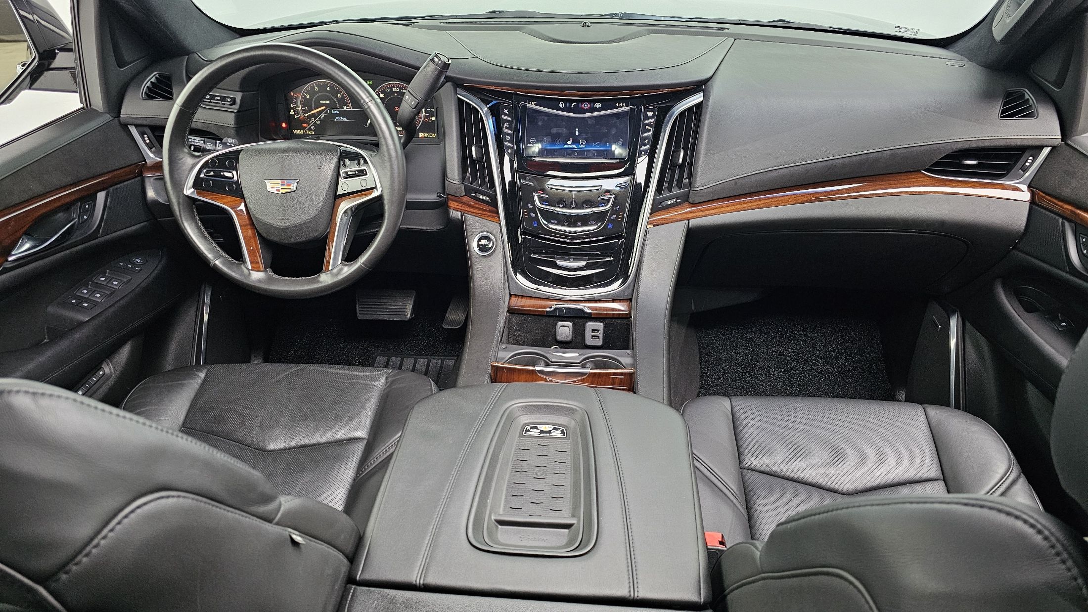 CADILLAC ESCALADE 2015
