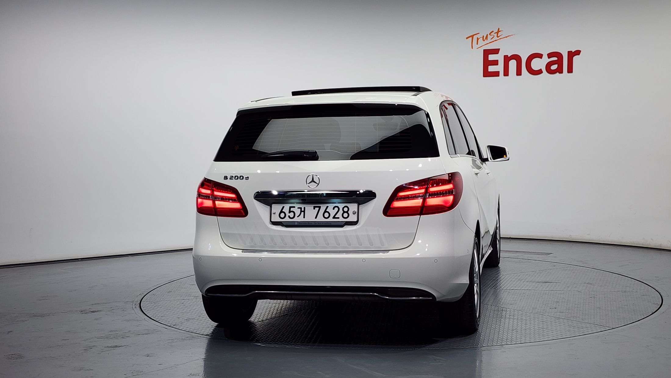 MERCEDES BENZ B-CLASS W246 2017