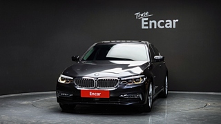 BMW 5-SERIES G30 2017