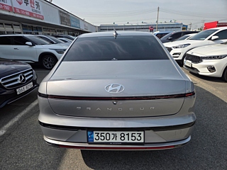 HYUNDAI GRANDEUR HYBRID GN7 2023