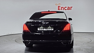 GENESIS EQ900 2016