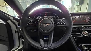 BENTLEY FLYING SPUR 2023