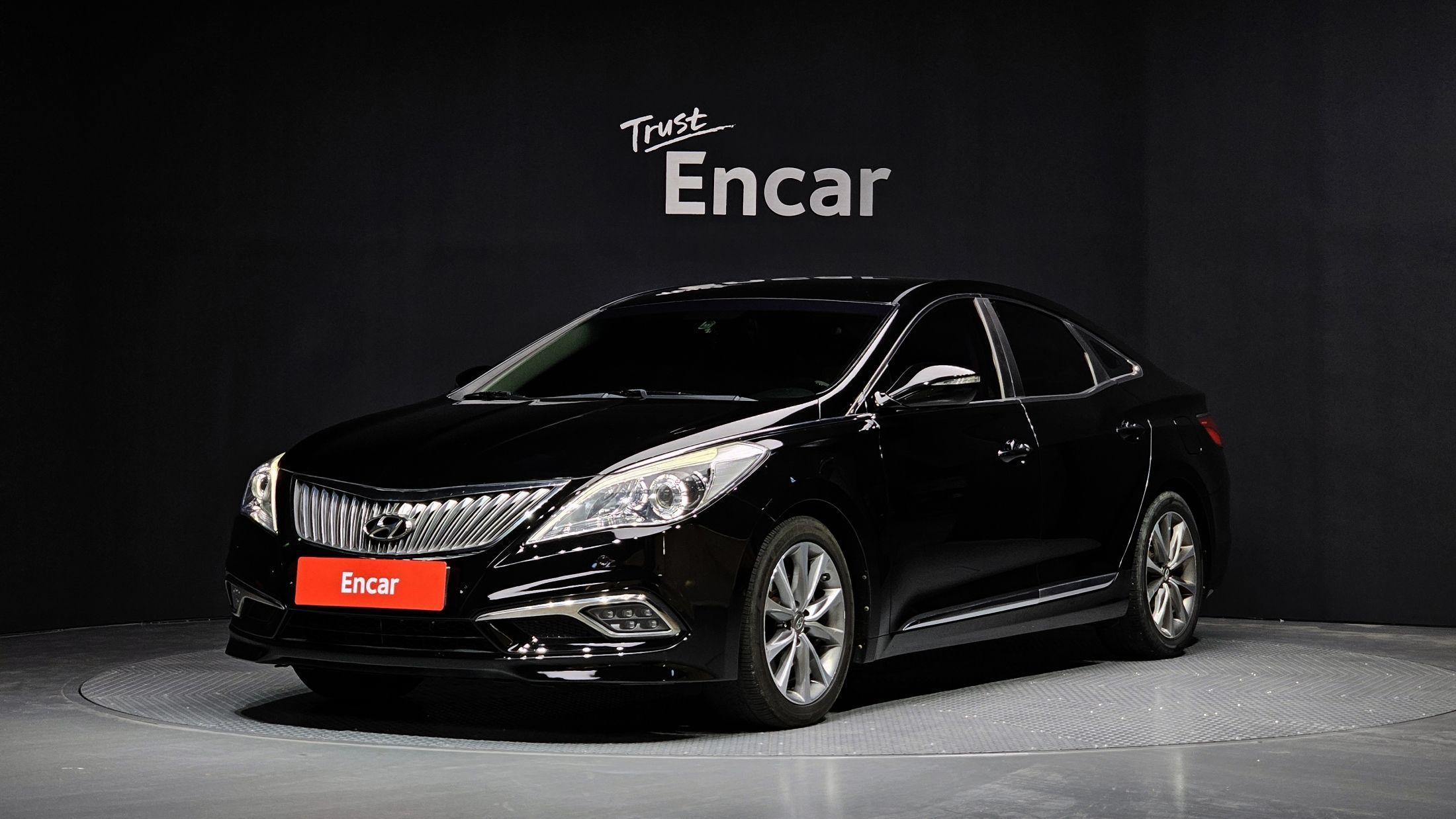 HYUNDAI GRANDEUR HG 2014