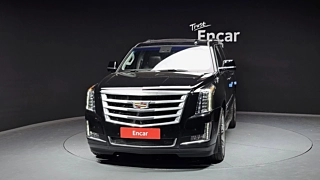 CADILLAC ESCALADE 2018