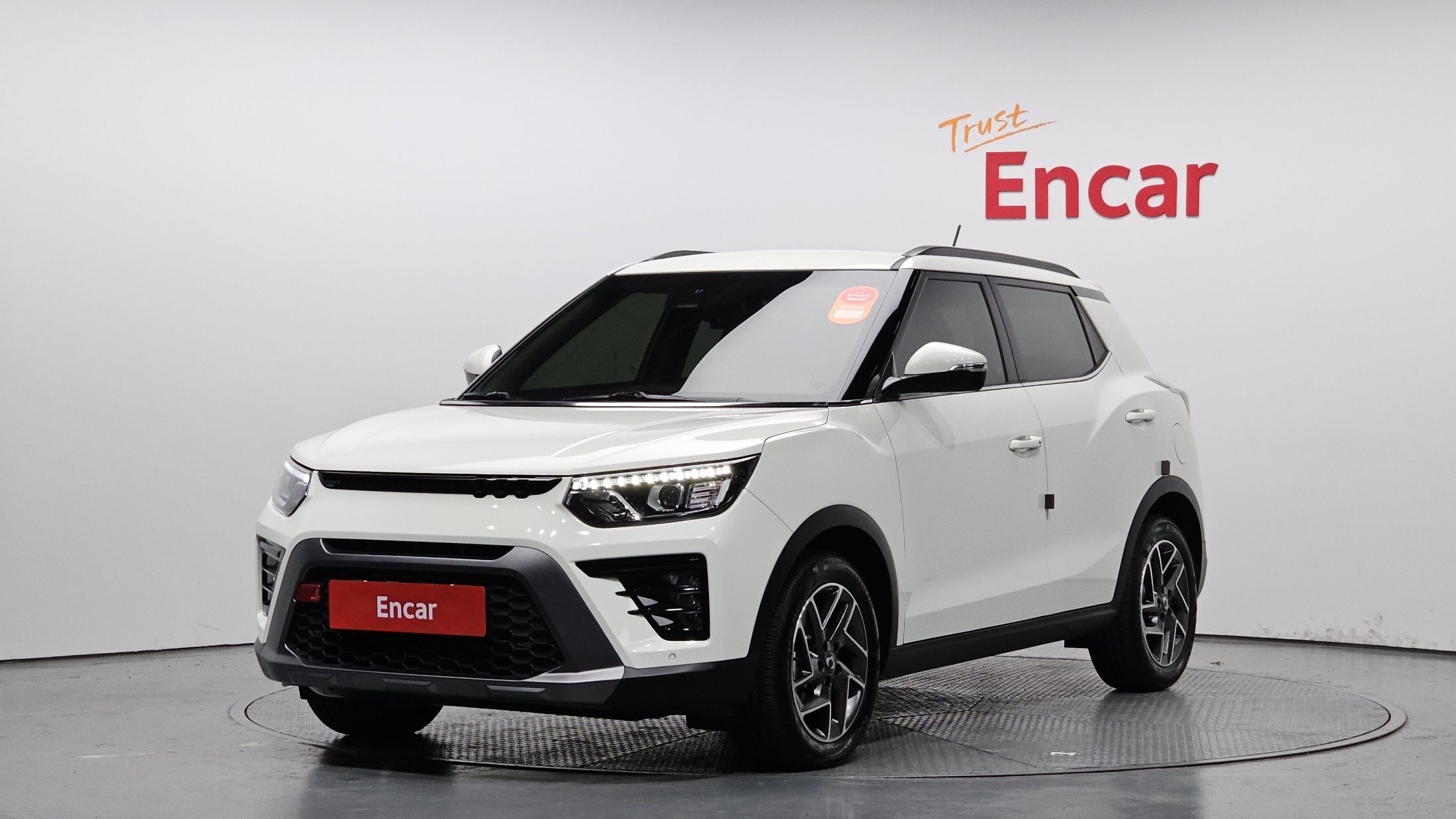 SSANGYONG TIVOLI 2023