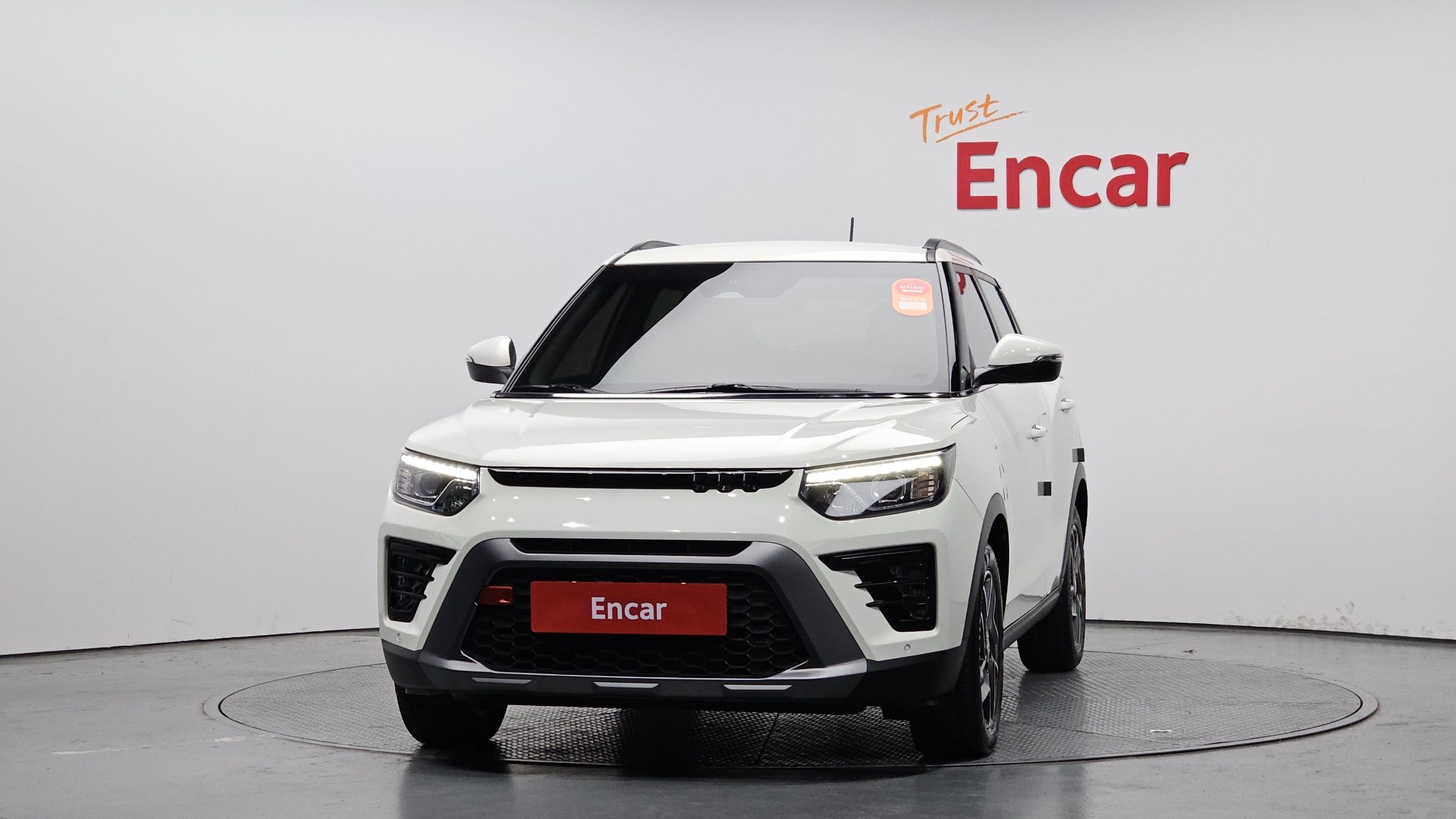 SSANGYONG TIVOLI 2023