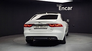 JAGUAR XF X260 2018