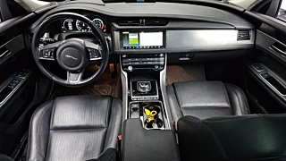 JAGUAR XF X260 2018