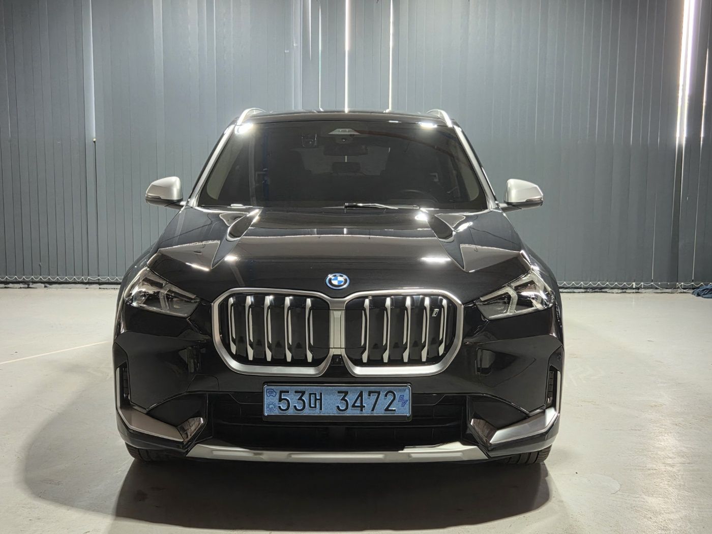 BMW IX1 U11 2023