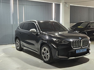 BMW IX1 U11 2023