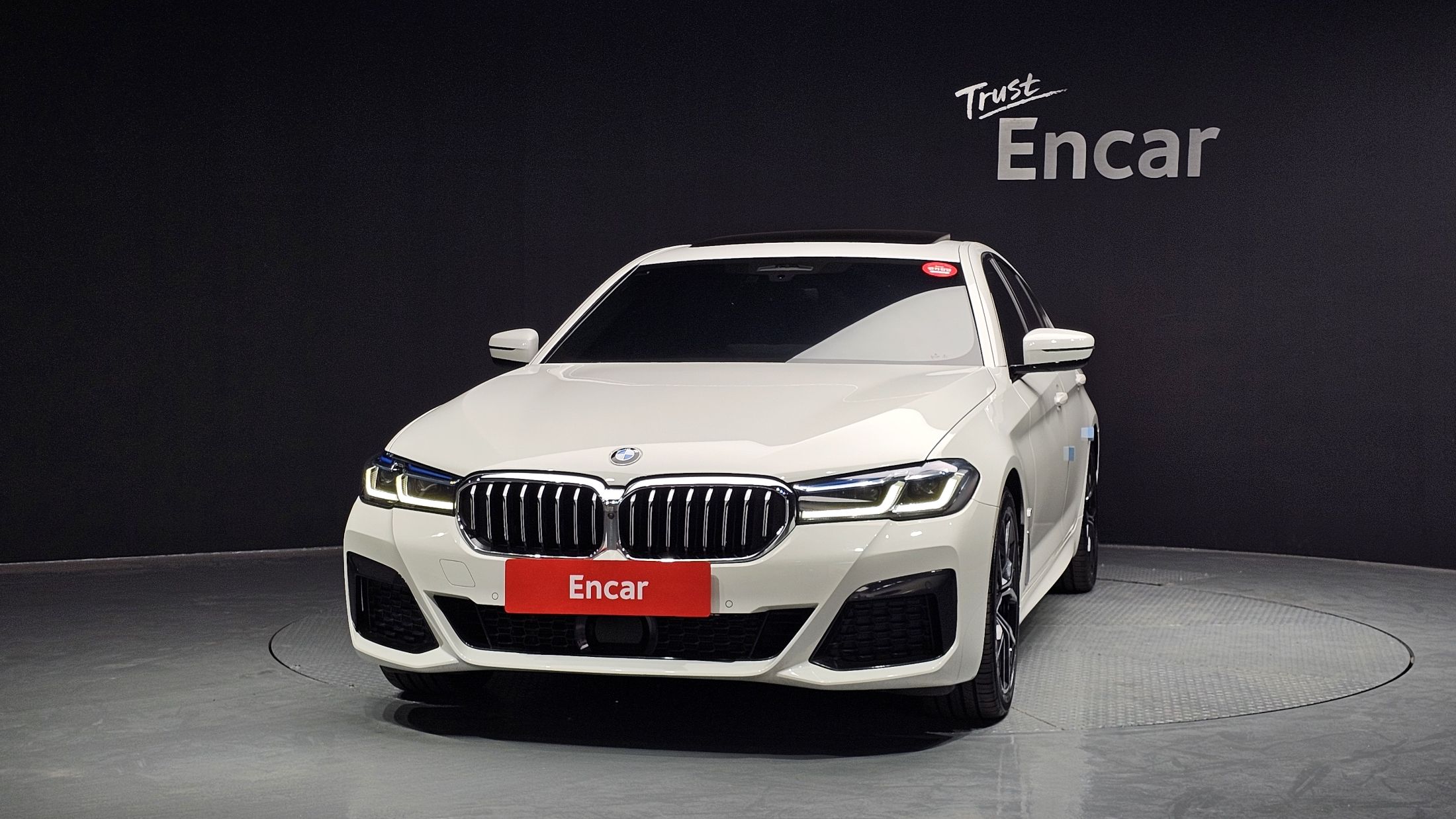 BMW 5-SERIES G30 2021