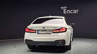 BMW 5-SERIES G30 2021