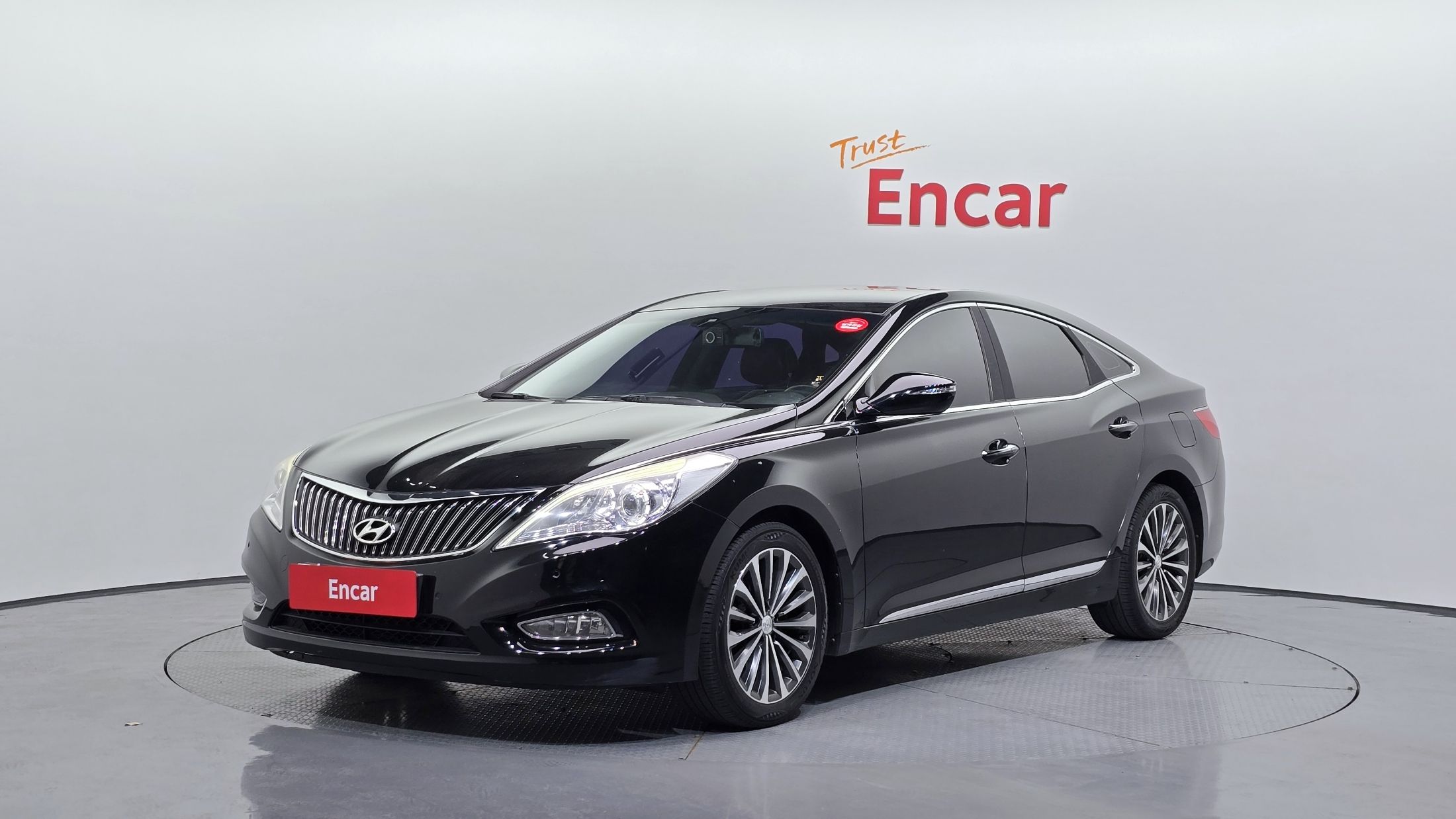 HYUNDAI GRANDEUR HG 2013