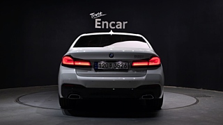 BMW 5-SERIES G30 2022
