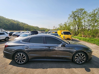 HYUNDAI SONATA DN8 2022