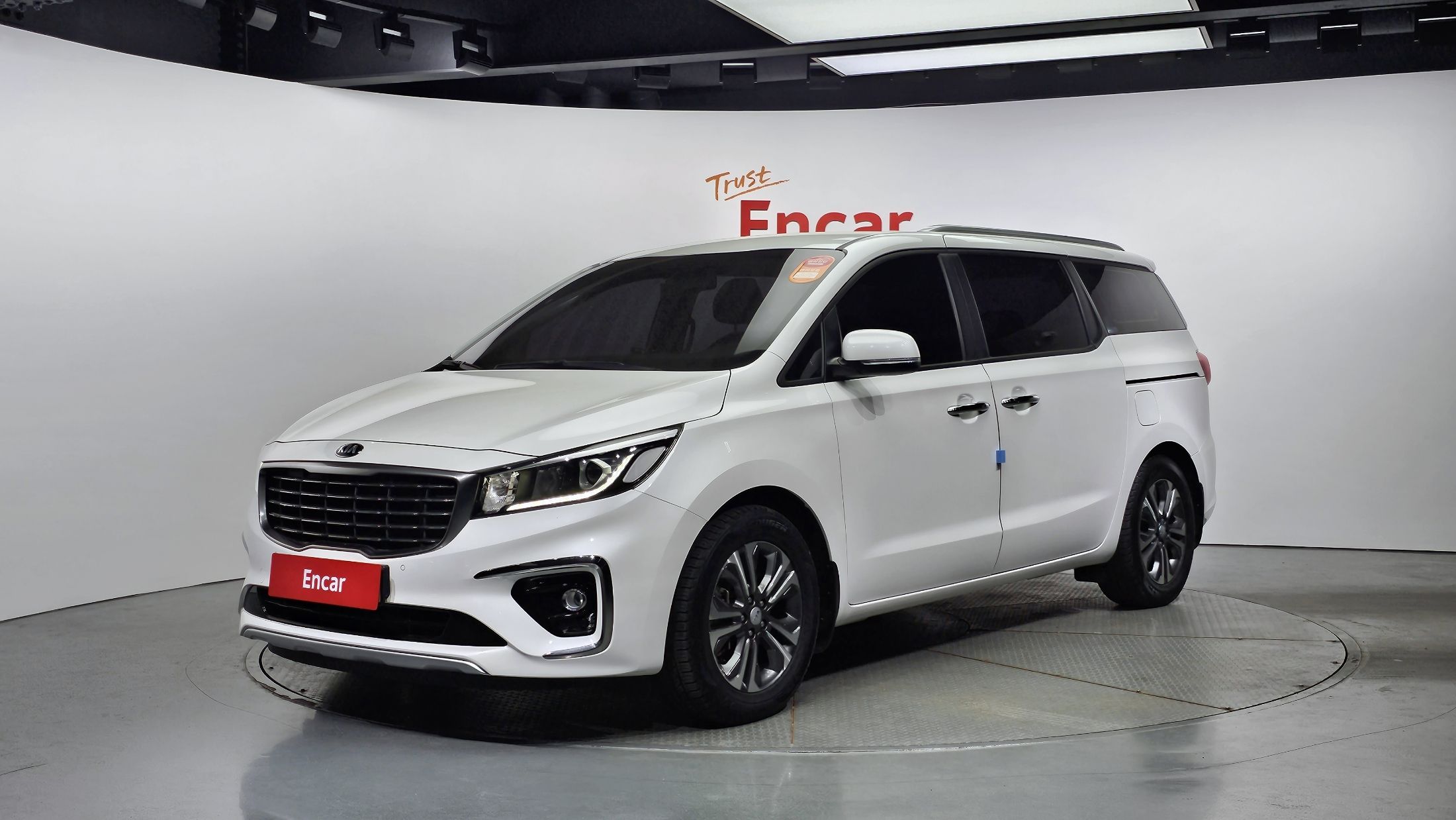 KIA CARNIVAL 2020
