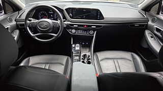 HYUNDAI SONATA DN8 2022