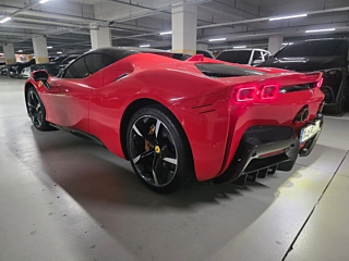FERRARI SF90 SPIDER 2022