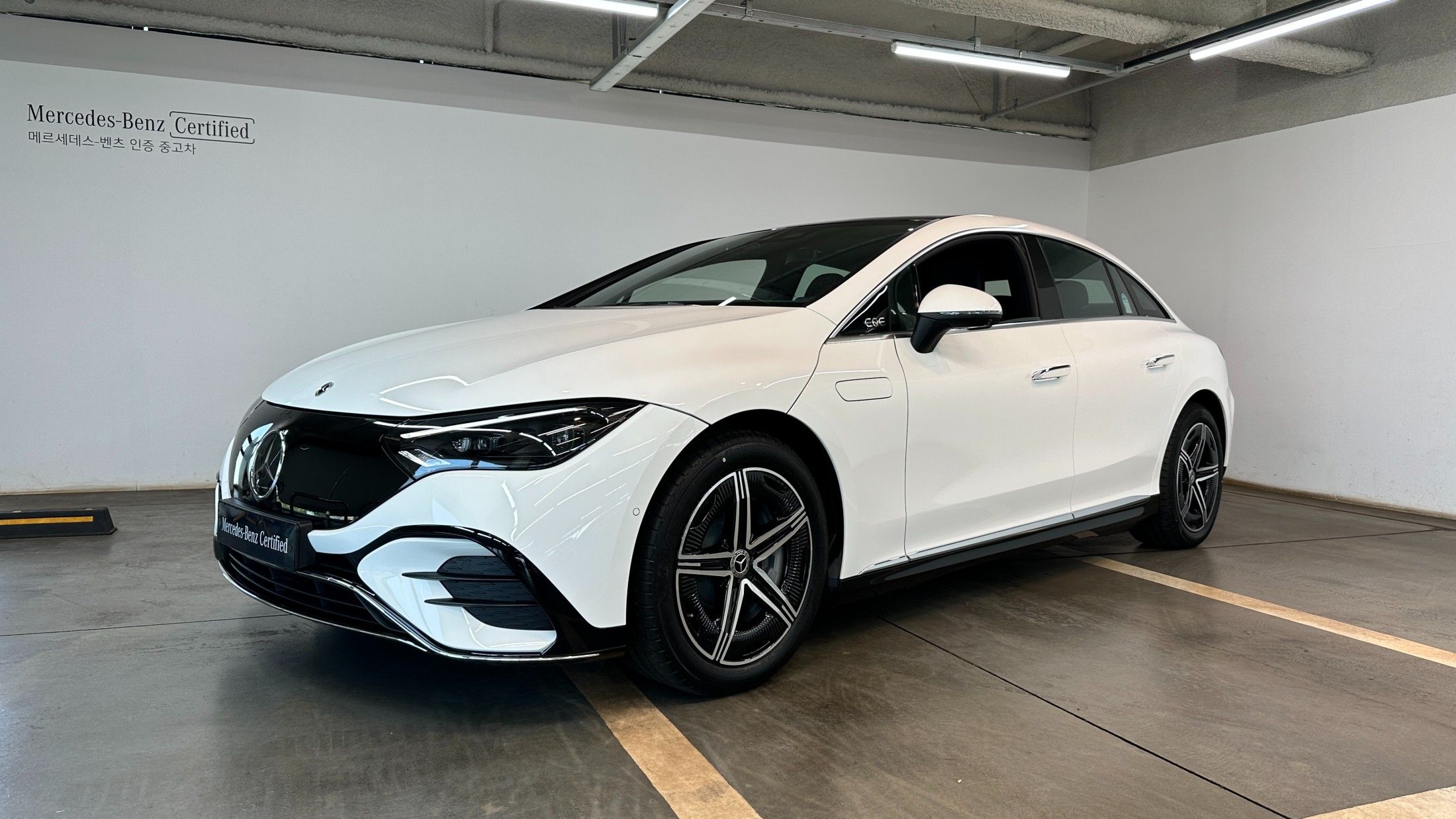 MERCEDES BENZ EQE V295 2024