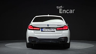 BMW 5-SERIES G30 2020