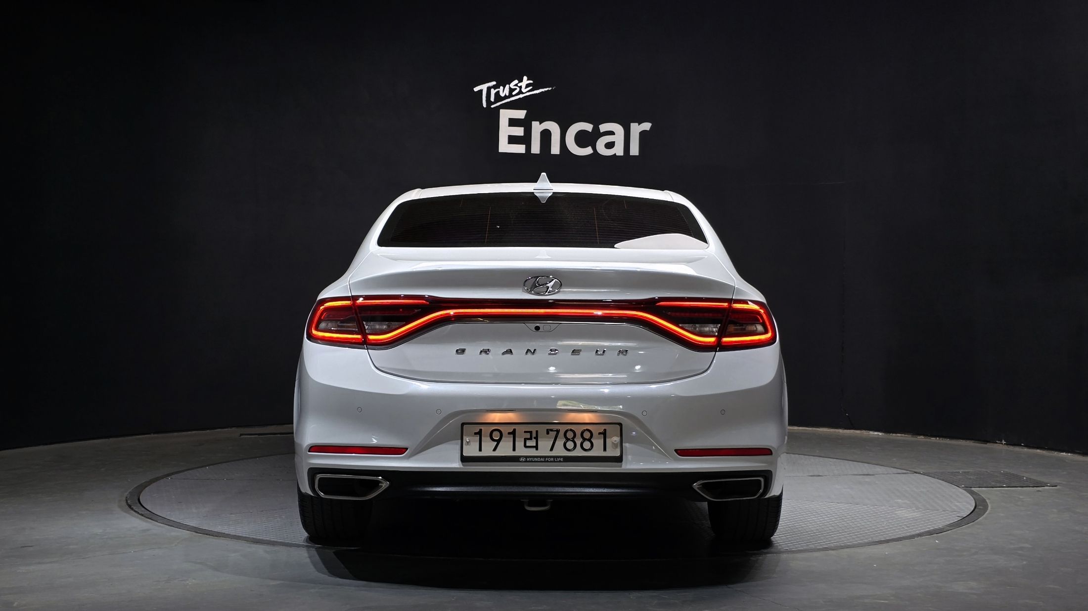 HYUNDAI GRANDEUR IG 2017
