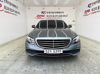 MERCEDES BENZ E-CLASS W213 2017