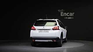 PEUGEOT 2008 2018