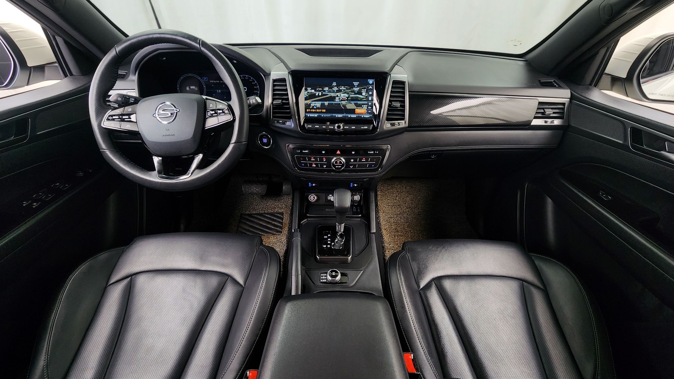 SSANGYONG REXTON SPORTS CAR 2022