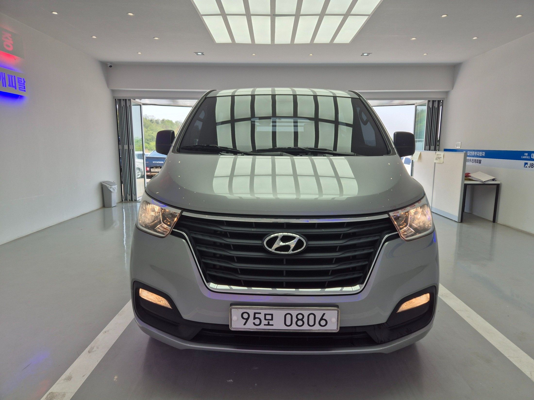 HYUNDAI STAREX GRAND 2019
